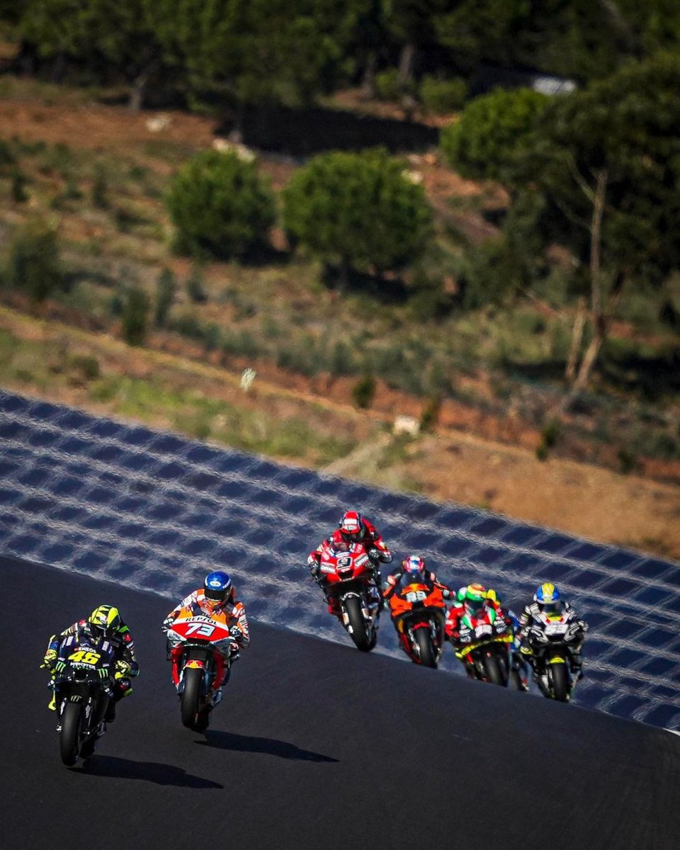Valentino Rossi tweet media