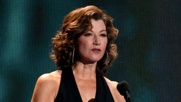 Happy Birthday to Amy Grant . 