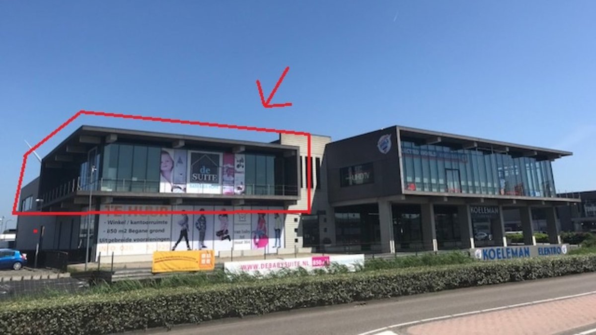 𝗧𝗘 𝗛𝗨𝗨𝗥: 𝗚𝗲𝗻𝗶𝗲𝘄𝗲𝗴 𝟲𝟮, 𝗠𝗶𝗷𝗱𝗿𝗲𝗰𝗵𝘁

Kantoren / showroom / perifere detailhandel!

Huurprijs: € 60,- per m² p.j. ex. btw, ex. servicekosten
Beschikbaar: Per direct. In overleg.

Alle informatie op: vidamakelaars.nl/aanbod/bedrijf…

#bedrijfsruimte #huur