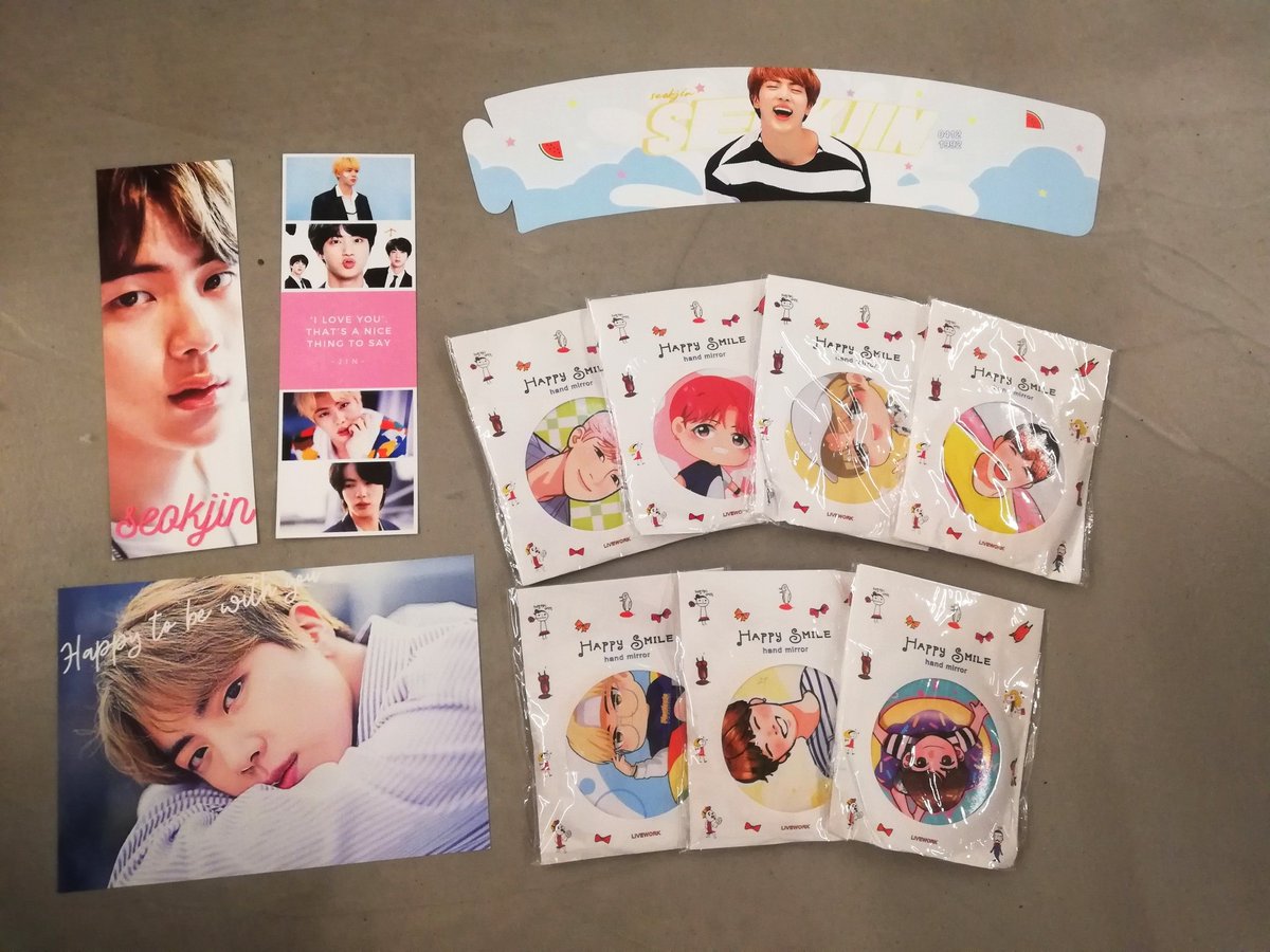NOWXBTSThailand's tweet photo. ของแจกพิเศษของบ้านจิน​@jinseau.​  สำหรับคนมาร่วมงาน
ที่ซีคอนแสควร์​ศรี​นครินทร์​ ชั้น.3  
27-7​ธ.ค​  จำนวนจำกัด​100 ท่าน​ เท่านั้น​ มาร่วมงานด้วยกันนะ​

#SEOKJIN  #Jinbirthday​ #방탄소년단  #Jin #BTS.​#Jinseau https://t.co/rX4Gy2Ykb4