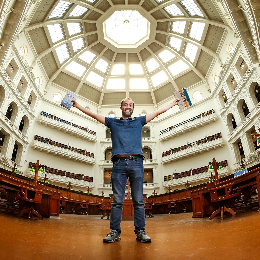 Library_Vic's tweet image. Good news! The number of visitors we can have inside the Library has increased 🙌⁠ #LastStep 
⁠
🎟️ Our booking system has been updated and we're ready to welcome you with open arms (from 1.5 metres away)⁠

Book your visit here: slv.vic.gov.au/partial-reopen…

[Image: David Caird]
