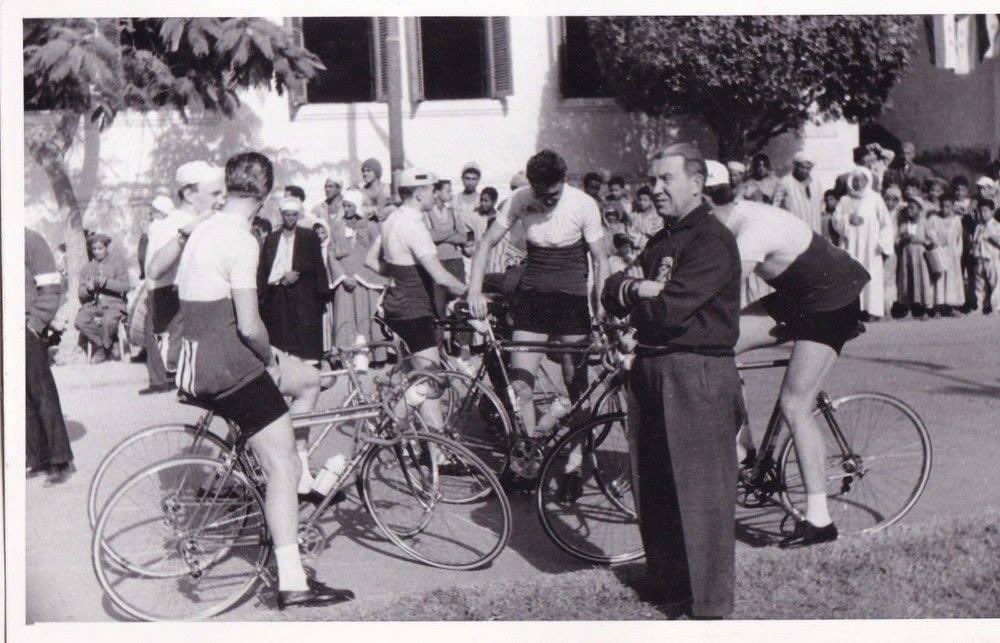 ziad_morsy's tweet photo. نقلاً عن صفحة اسكندرية ١٩٠٠
طواف مصر الدولي للدراجات ١٩٦٠
Tour d’Egypte 1960 😍🤩
#MASRZAMAN https://t.co/AogXMCcVBo