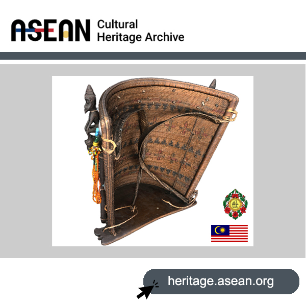 aseancoci's tweet photo. This baby carrier is used by the Kelabit community in Sarawak. The ancient beads and leopard’s fangs are said to have the spiritual power to protect the baby. Take a closer look at the beautiful details of the baby carrier at https://t.co/XjFToLfKe8
#ACHDA #JAIF20 #ASEANHeritage https://t.co/9XBSah0sGs