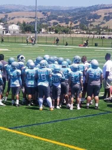 Q_Tulau's tweet photo. I am grateful for all the brothers I have been blessed to play this game of Football 🏈 with. #DAWGS #SanJose #BayAreaNationals #AGameElite #WeBeenDoingThis #LBUnit #RBGang #AGameFamily https://t.co/KnXZZIsOvz