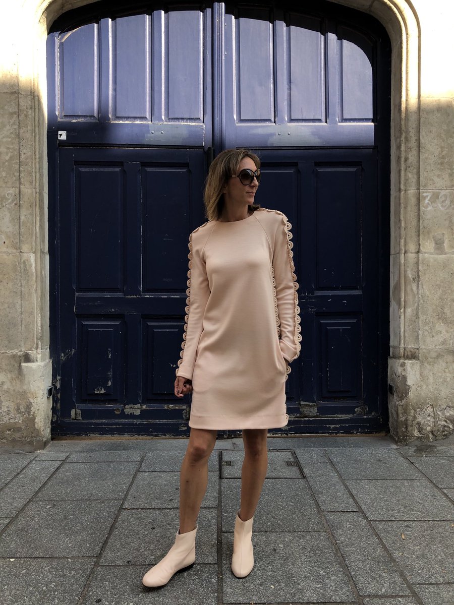 nicole71ans's tweet photo. Robe #chloe et bottines #courreges 
Look Boudoir 
A #Nancy 
On expédie aussi ! https://t.co/uAVsfEILJz