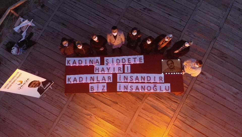 akturkbaskan's tweet photo. #KadinaSiddeteHayir #kadınaşiddetlemücadelegünü #KadinaSiddeteHayir #kadın 
#ürgüp #masalkentÜrgüp #kapadokya #carsamba #25KasımKadınaSiddeteHayır #25KasımKadınaYönelikşiddetlemücadelegünü https://t.co/CQ6O25XYYA