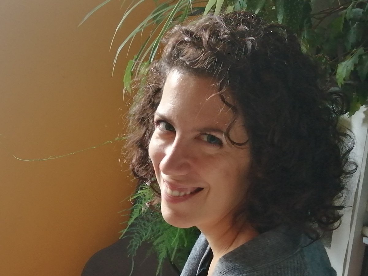 The #winner of the Premio Babel - Laboratorio @Formentini10 #SilviaManzio is on #SpecimenPress! Read an extract of her work on #Oreo by #FranRoss 
👉 bit.ly/3m3PN4v