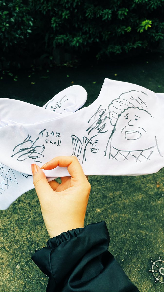 無目的 あ ありのまま 今 起こった事を話すぜ おれは 熱海から帰ろうと思ったら ネト廃にしか分からない人たちを見かけて いつのまにか足袋を買っていた な 何を言っているのか わからねーと思うが おれも 何をされたのか わからなかった コロナ