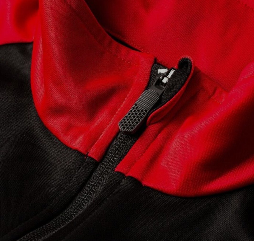 Merchandise AC Milan tweet media