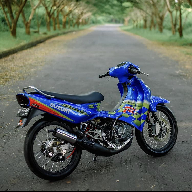 The Bikers Ranger Sur Twitter Suzuki Rgv 120 Siapa Yang Tahu Punya Berhantu Jentera Ni Konpom Takkan Berani Cucuk Belakang Sekali Dia Lock Berkampung Ngko Derr Mencicit Nk Kejar