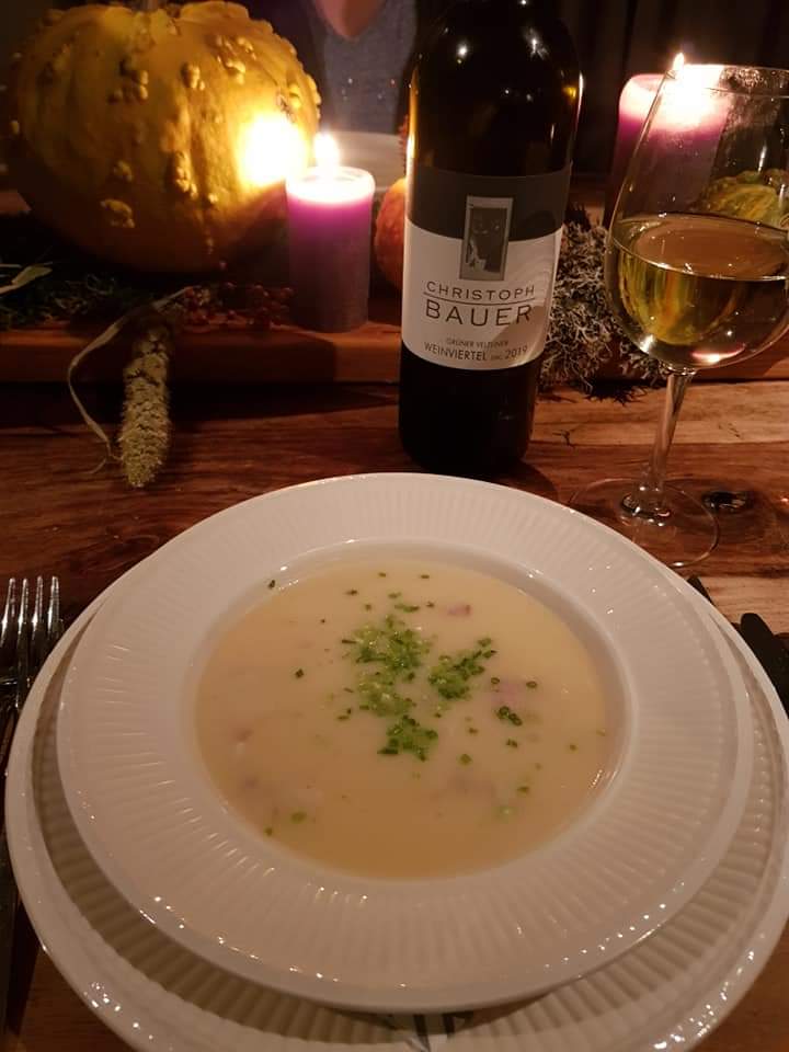 Palingshop's tweet photo. Zo zag ons Dilvis / Eethuysje menu eruit van afgelopen weekend! Het was een groot succes! #paling #zalm #garnalen #eendenborst #snoekbaarsfilet #beekridder #ESF https://t.co/pRFDdJ1Ee4