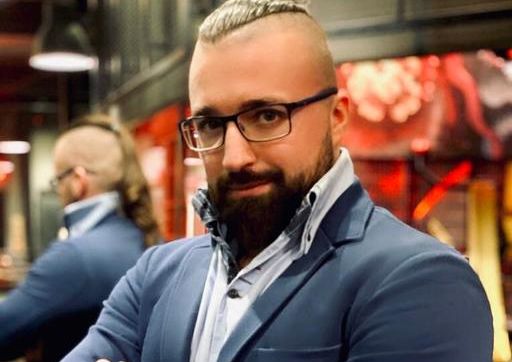 JournalRetail's tweet photo. “Na pewno już teraz możemy liczyć w setkach kluby fitness, które zamknęły się definitywnie. Czeka nas fala bankructw” – mówi Tomasz Napiórkowski, Polska Federacja Fitness.
Więcej na: https://t.co/1iVMNtVmcB
#retail #galeriehandlowe #centrahandlowe #biznes #Fitness #Siłownie https://t.co/xI1BfxF2mh