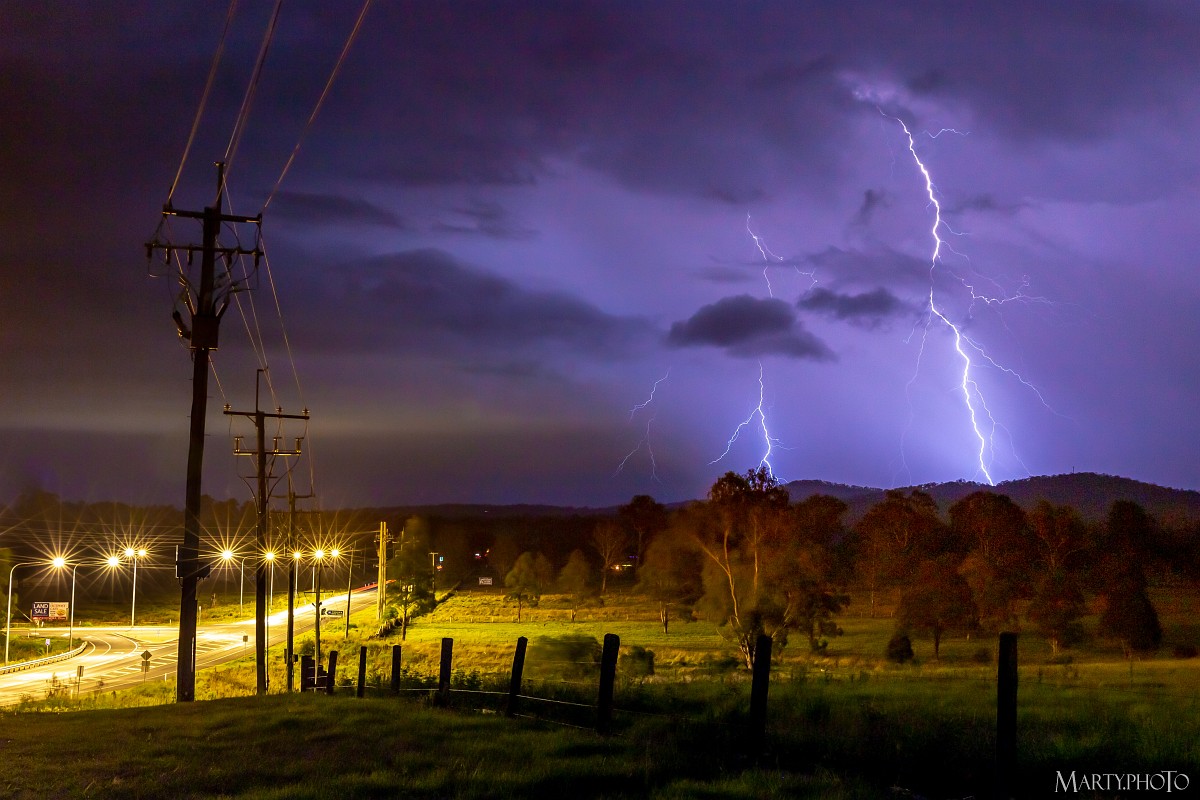 Storm photos from yesterday which turned out to be not so bad after all: marty.photo/severeweather/…