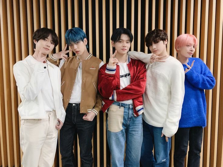 GAYEST KPOP GROUPS #6 TXT 65.52 votes