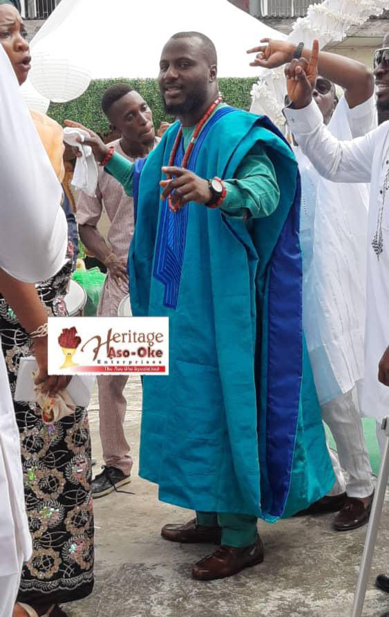 HeritageAsooke's tweet photo. Proudly Heritage Asooke
To God be the glory
#naijaweddings #naija #weddingday #yorubaweddings #yorubawedding #yorubatraditionalweddings #yorubacouple #naijaowanbe #yoruba #ukwedding #usaparty #canadanaijaparty #uknaija https://t.co/fbGw3skCIs