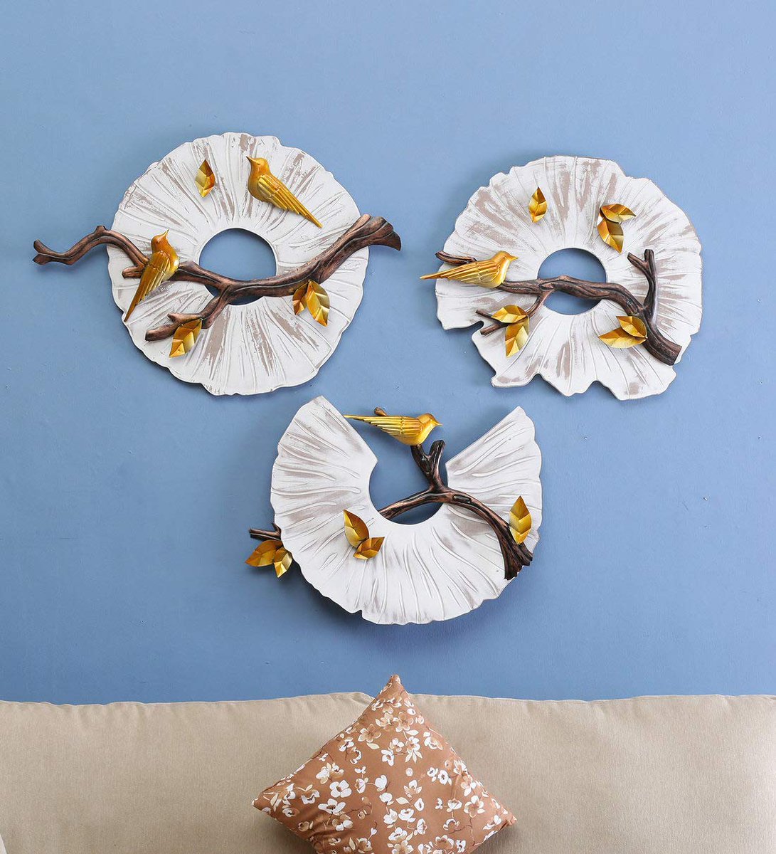 deepanami02's tweet photo. Are you Bird lover Just Look a White Bird Wall art.#Interiordesigners
Visit Here:https://t.co/Qk3ZO59KDD

#interiors #interiordesign #wallart #walldecor #designinspiration 
#quality #MadeinIndia #metalic #Birds #homedecor #homedecorideas #India https://t.co/qiusTcwoos