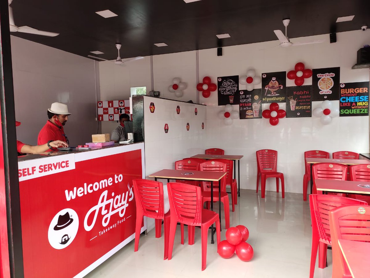 ajaysgoodfood's tweet photo. Ajay's Dholapipla Grand Opening Snaps.. ๐ Ajay's Pizza. Burger. Cold Coffee๐๐๐ฅค Taste It To Believe It. ๐
#GrandOpeningSnaps #InaugurationPics #Dholapipla #AjaysDholapipla #Navsari #NH48 #Highway #Proud #NewOutlet #FastFoodRestaurant #FoodLover #Foodie #Food #Foodstagram https://t.co/CrAh20hP94