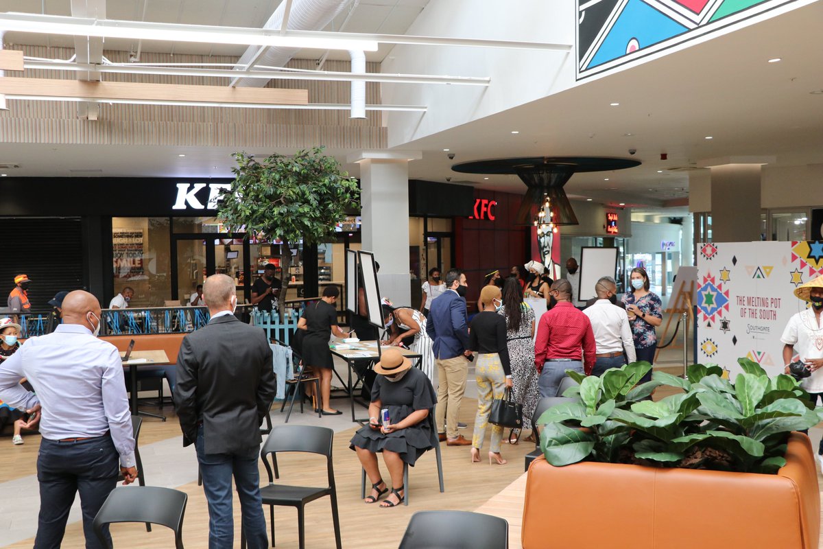 ParetoLtd's tweet photo. Our very own Southgate Mall launches its new, improved Food Court.
#paretolimited
#Meltingpotofthesouth
#EstherMahlangu
#southgateshoppingcentre https://t.co/2HRSyumbBI