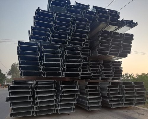 Various types of Purlins used for Pre-construction!
orientalpeb.wordpress.com/2020/11/24/typ… #purlins #peb #kochi #preconstruction