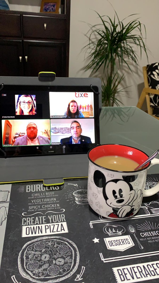 Foto que nos envía nuestra socia <a href="/esthermcoach/">Esther Mesa</a> 

Gracias por tu participación en el #webinar y apostar por la formación continua 💪

#JuntosSumamos