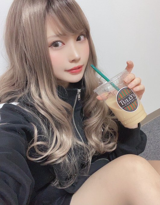 コスプレイヤーシスルのTwitter画像1