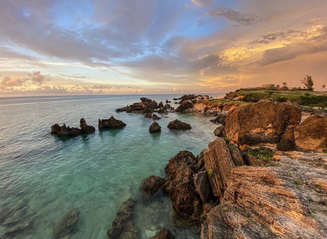 The #gorgeous views don’t stop at #TobaccoBay. Take a stroll down our #beautiful dead end street to catch a glimpse of Fort Saint Catherine. PC: @bermudaparadiseisland #bermuda #travel #island #paradise