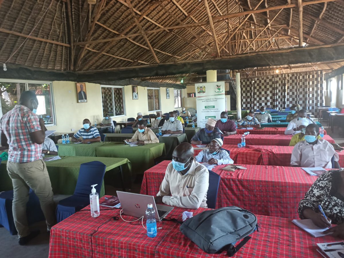 9./ #TanaRiverCounty: Key Pop. Issues; early marriages, high school drop out, weakness in collection &amp; measurements of migration data. Intervention-  enhance collection &amp; analysis  of migration data to improve migration mg't &amp; policy. #PopulationPolicyKE
<a href="/DrAbeySheikh/">Dr Mohamed A .Sheikh</a> @PRB_Kenya