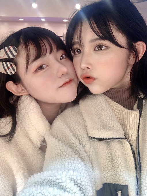 コスプレイヤー凸守たかねのTwitter画像34
