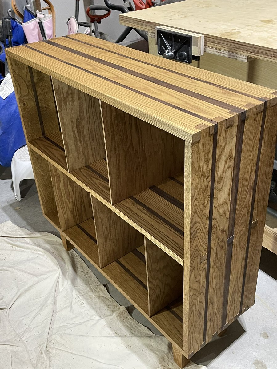 jamiesobczyk's tweet photo. I was inspired by @Nick_Offerman’s book Good Clean Fun and decided to build a “bookshelf” for my daughter’s record collection. Thanks for the inspiration! https://t.co/5qOWm2HORE