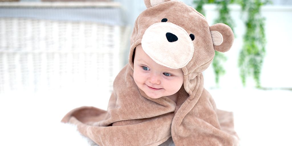 bathingbunnies's tweet photo. Sweet as Christmas candy! Our Personalised Toffee Teddy baby towel will bring a smile to their face this Christmas🧸❤️
https://t.co/d9yjafW29m
#babygifts #babygifts #teddybear #ChristmasGiftIdeas #Christmasgifts #ChristmasGift https://t.co/65YGYmDjjg