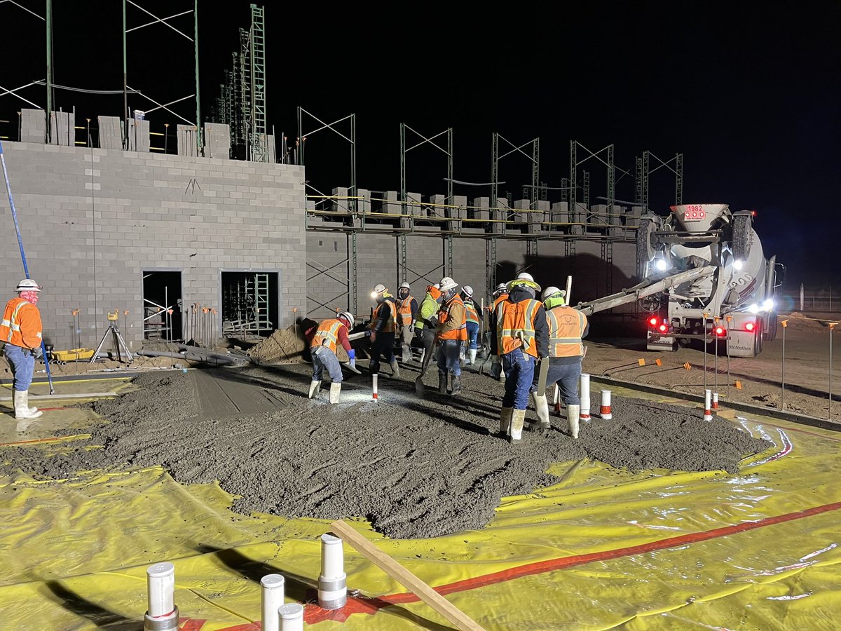 jimlamb23's tweet photo. More pictures for this mornings concrete pour. @SchnepfSchoolQC #yourbonddollarsatwork https://t.co/wiVh4bjCNl