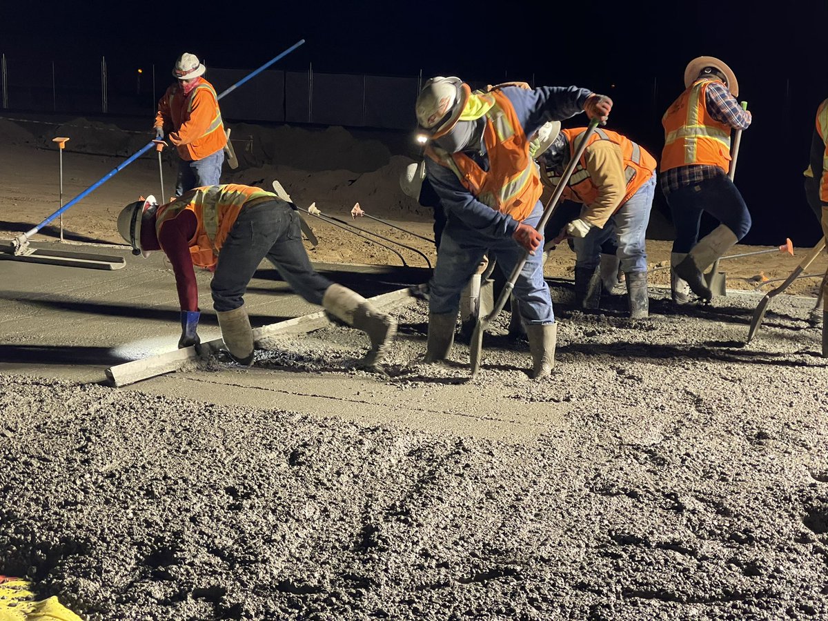 jimlamb23's tweet photo. More pictures for this mornings concrete pour. @SchnepfSchoolQC #yourbonddollarsatwork https://t.co/wiVh4bjCNl