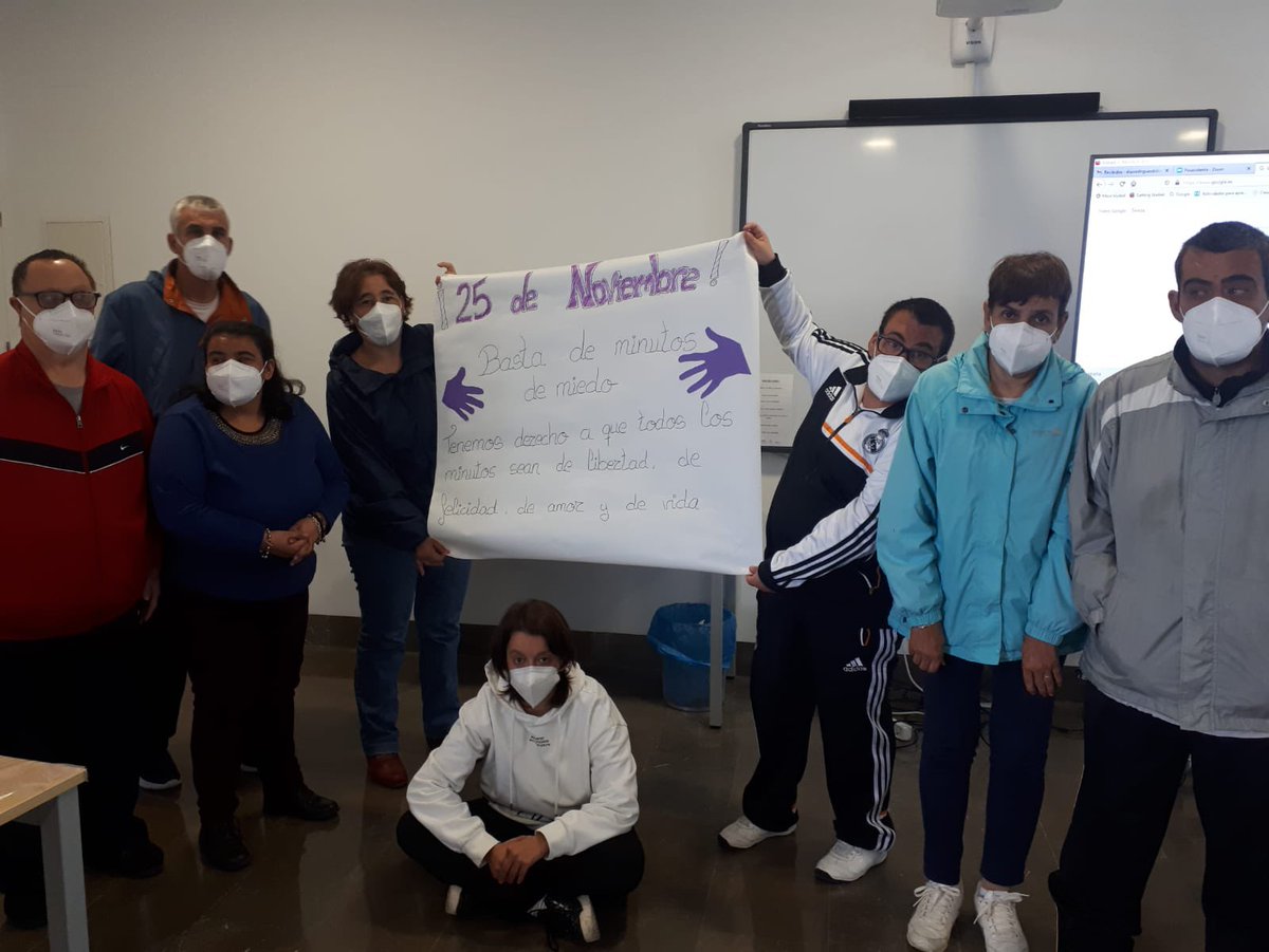 Fundatul's tweet photo. FUNDATUL en colaboración con ADIPA reivindica la lucha contra la violencia de género, especialmente la defensa de mujeres con discapacidad doblemente vulnerables. #elamornoduele #fundatul #discapacidad #igualdad https://t.co/RBOAzpDoj3