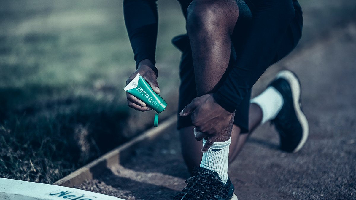 BiofreezeUK's tweet photo. DOMS taking their toll this week? Don't worry, we've got you covered with our 118ml gel for faster recovery and instant pain relief 👉 https://t.co/ORkpuLIcS3 https://t.co/j1jYA0xk5i