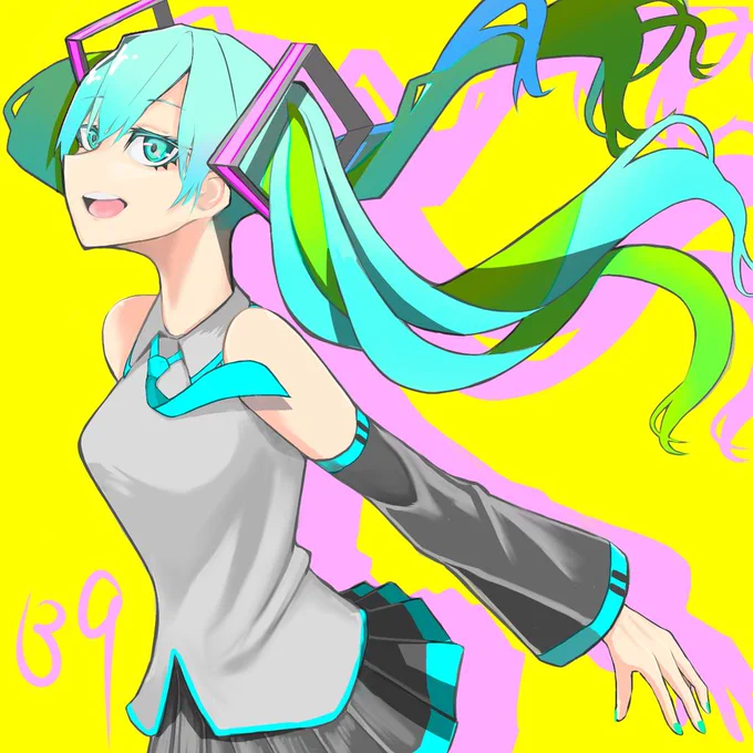 #進化してたらRT見た人もする 
左:今年の2月    右:8月 