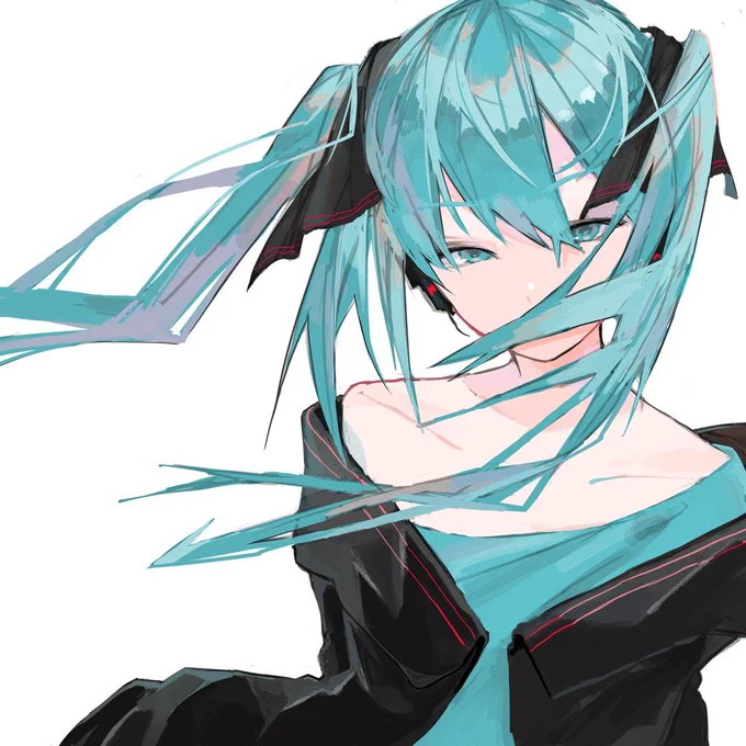 #進化してたらRT見た人もする 
左:今年の2月    右:8月 