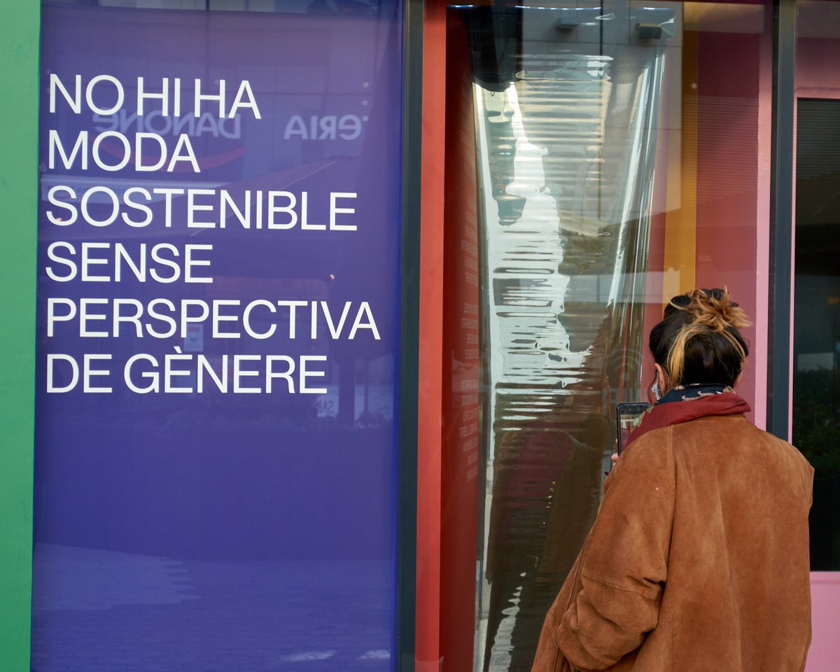 BcnDesignWeek's tweet photo. ✨No te pierdas la instalación en el Centro Comercial Glòries donde poder ver y valorar los trabajos de los 10 equipos de estudiantes seleccionados en el #SustainableChallenge @fadbarcelona #BDW2020
📍https://t.co/wYFlI65Uig https://t.co/mg1CcLbXoq