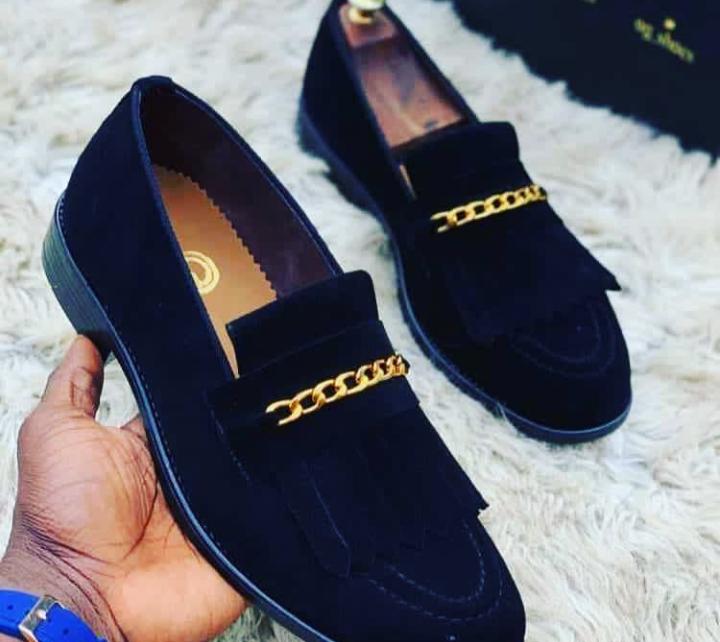 Localshoes_plug's tweet image. I make local shoes 
Cool 150, 160 cedis 
Nationwide delivery 
Kindly rt my hustle gimme if you seeing this 🙏🙏

#RetainAkufoAddo
#AkufoAddoIsCorrupt 
#JohnMahamaDelivers