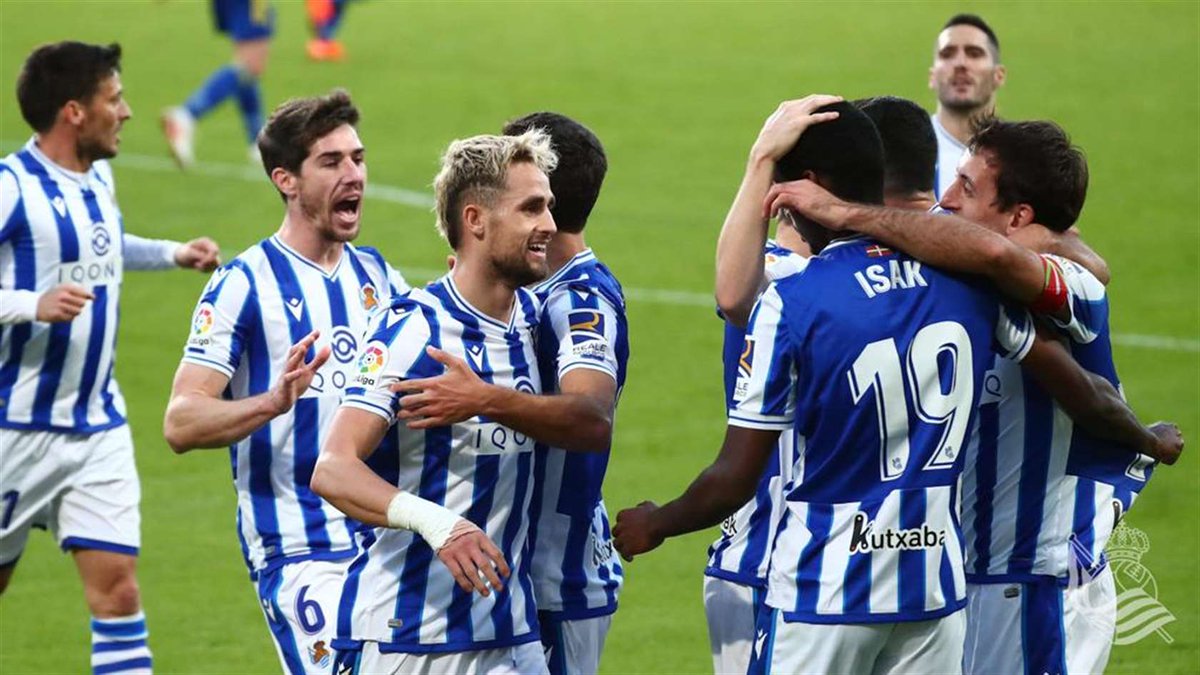 With just one loss in the campaign so far this season, Real Sociedad is leading the table as things stands. The Whites and Blues are now starting to believe they can cause a huge upset and win the league for the first time since 1982.
@BanzaRP previews ๐
https://t.co/0NM6CHMhyu https://t.co/YmfIOH7bQ2