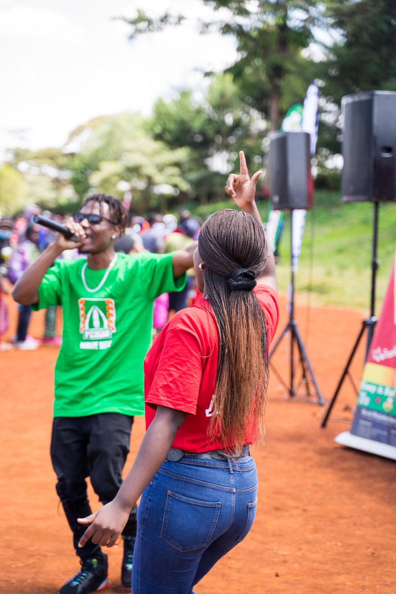 IndomieKenya's tweet photo. Na hii tutaita aje? Fantasy? 🤣🤣😂😁
@Yasmin_Mariah1 @ItsJeffreyJeff Masauti
.
.
#jiamini #supamojo https://t.co/CQjDUPxUXE