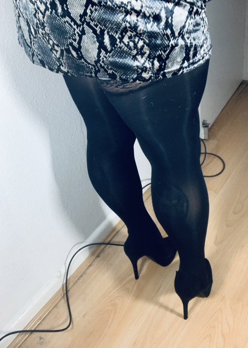 Today&rsquo;s outfit: matching bra and thong, hold up stockings, very short dress and heels 👠 https://t.co<a href="/tag/sissy"class="tags"><span>#sissy</span></a><a href="/tag/chastity"class="tags"><span>#chastity</span></a><a href="/tag/sissymaid"class="tags"><span>#sissymaid</span></a>