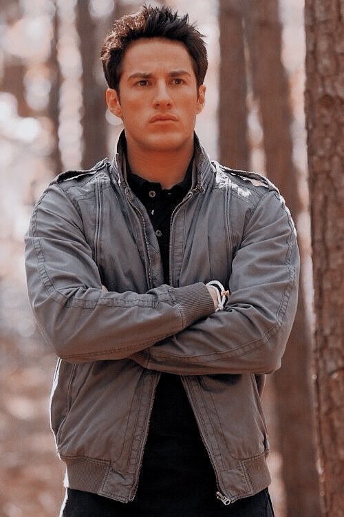 —— MATTHEW LAWRENCE AS TYLER LOCKDWOOD ;;