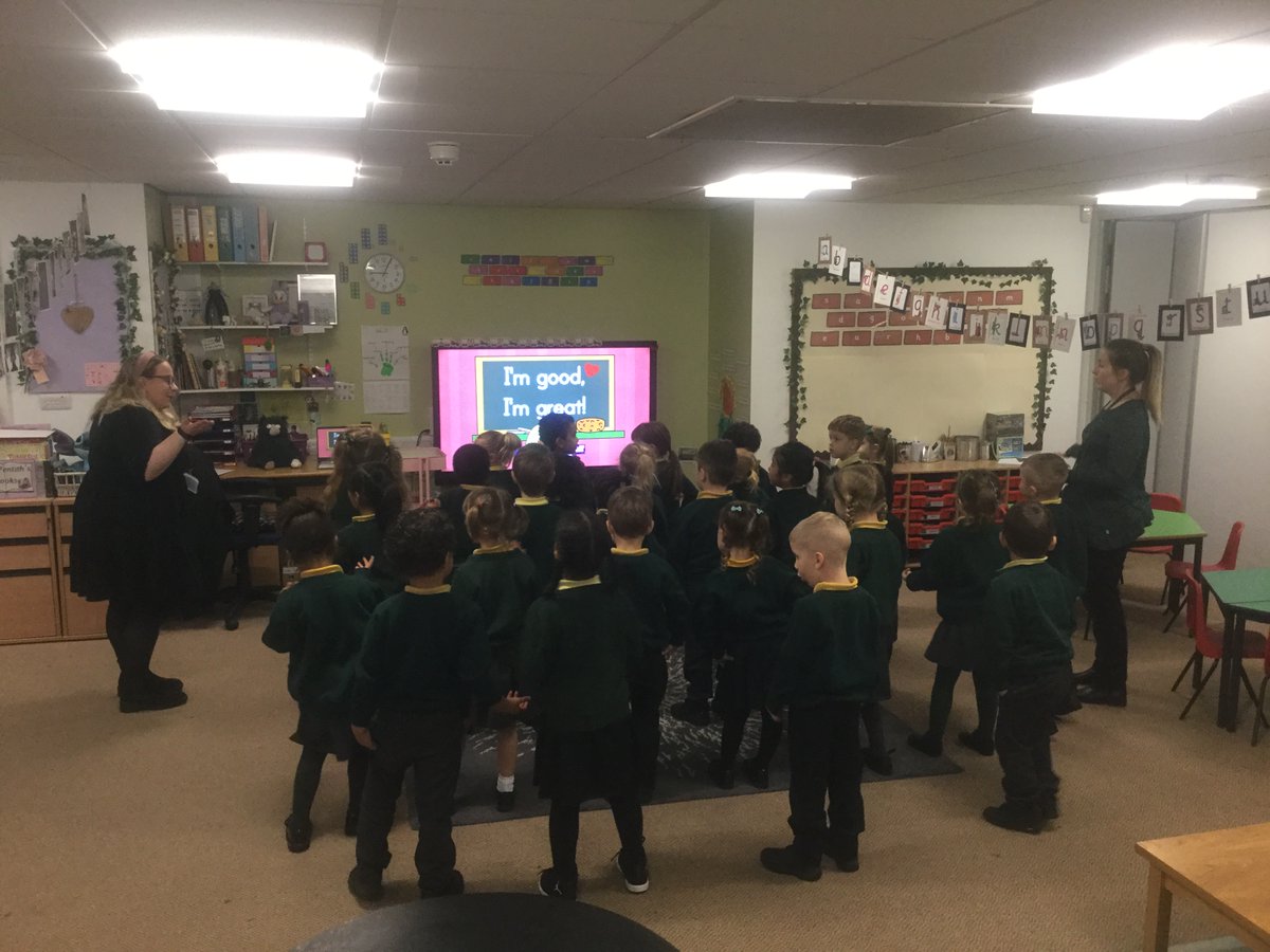 firsprimarysale's tweet photo. #RecKP #RecLC The children in Reception love our morning wellbeing routine and ‘finger breathing’ is a favourite. It makes us feel valued and part of a team. One child even said “our class is like a family.” #Wellbeing #together #morningroutine https://t.co/Mb21coPGQ9