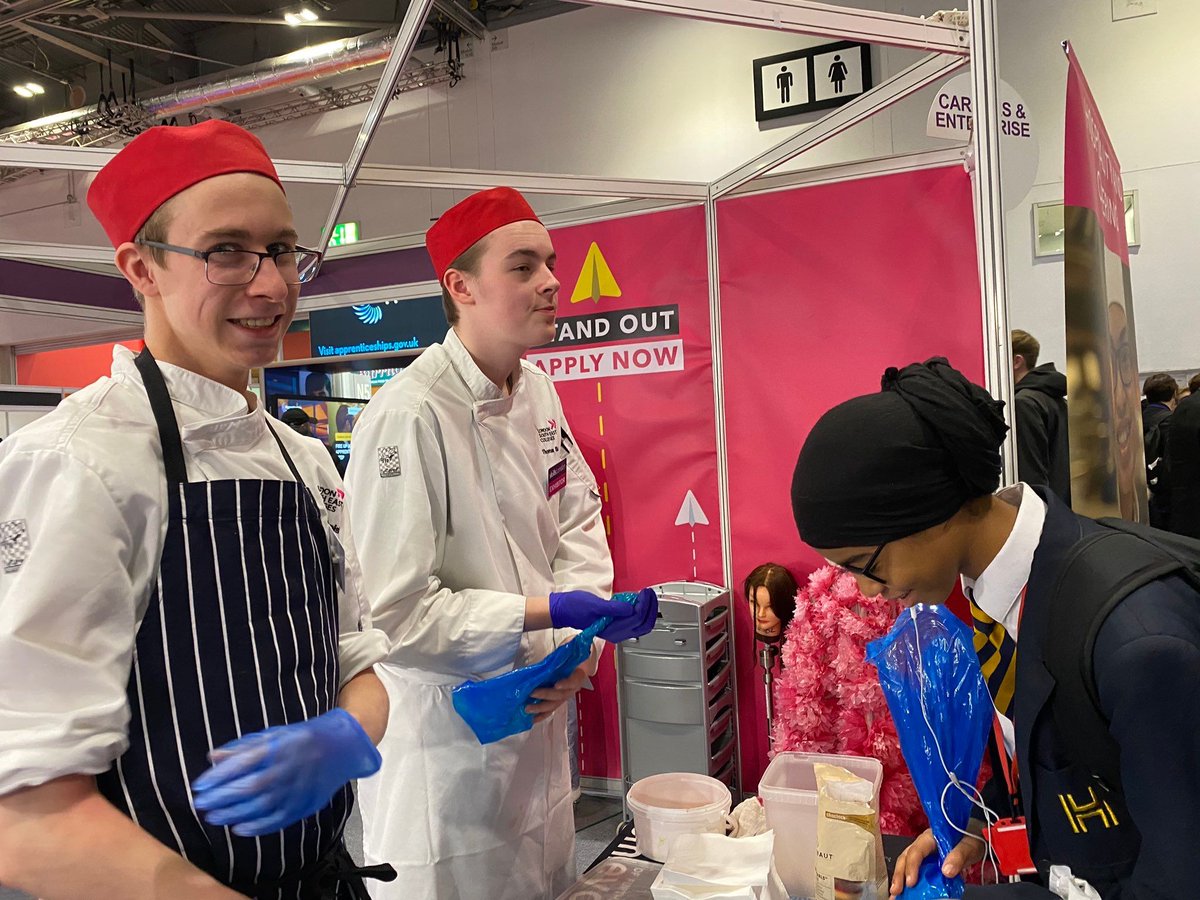 London SE Colleges tweet media