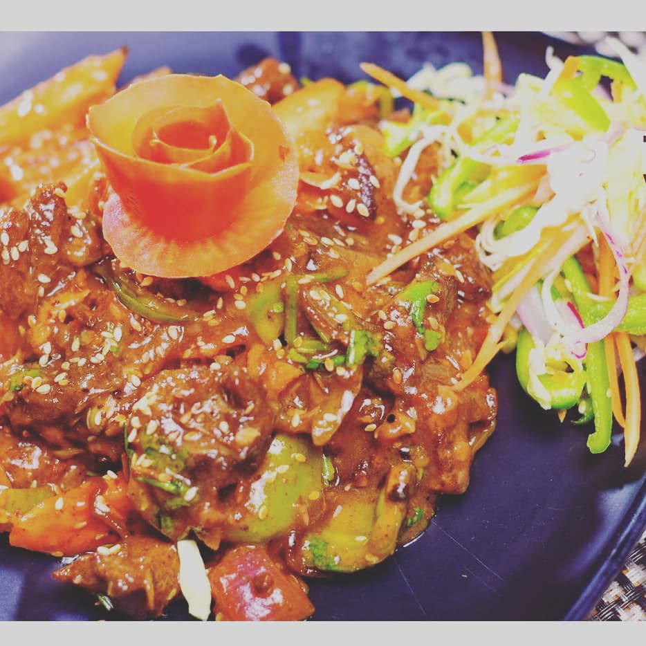 PorkLegend's tweet photo. Yummy! 😋 😋 😋 

Isn't it??

See you shortly 🕺 🕺
#RecipeOfTheDay #recipes #foodie #food #CookEatRepeat #WeAreForBBI #BBISignaturesLaunch #16DaysofActivism2020 #KenGenEnergyCafe #Scotland https://t.co/RplHVDveuu