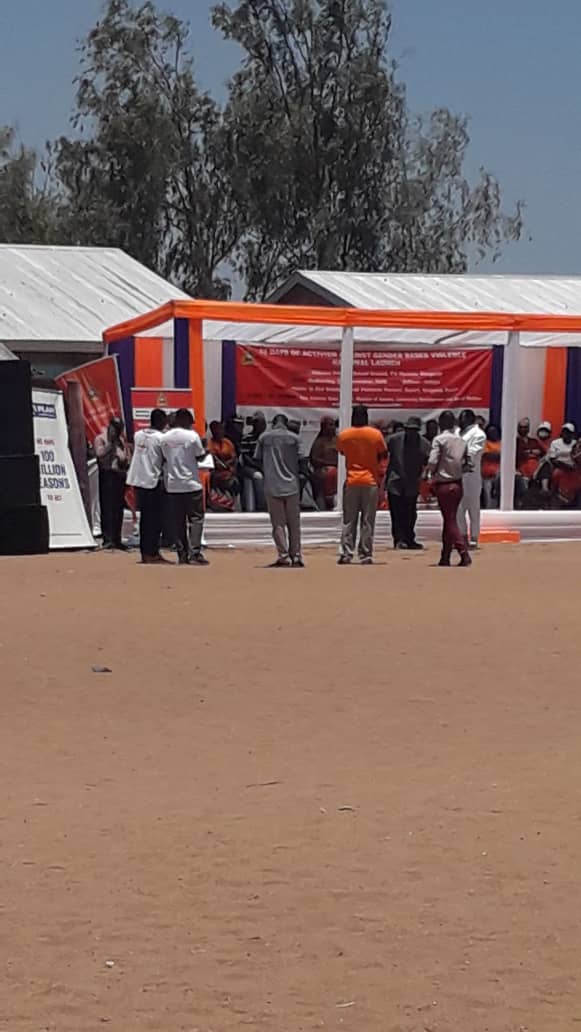 UfuluwangaMW's tweet photo. Boni Kalindo #Winiko and #Jacob now performing a play on #GBV
#16DaysofActivism2020 #saynotorape #EndGBV https://t.co/EyEYwJkciQ