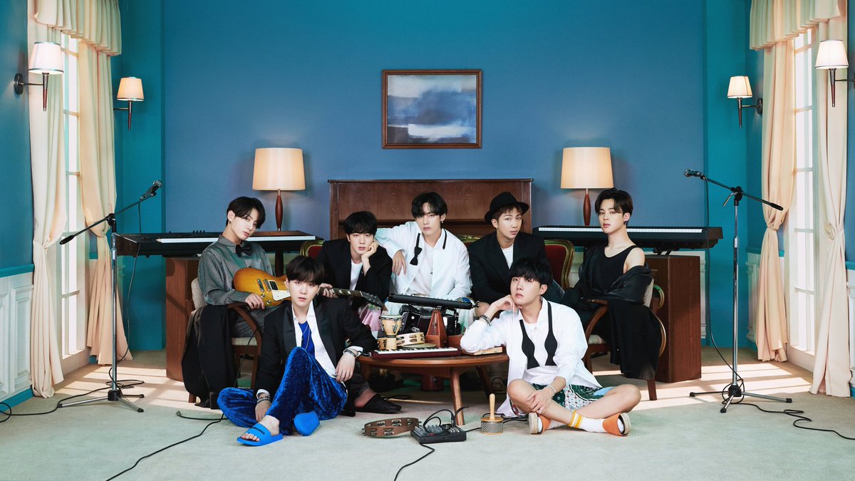atreye_e's tweet photo. Congratulations for becoming the first Kpop group to be nominated at the #GRAMMYs All the efforts hard works paid off (Still long way to go) @BTS_twt
Fighting🤜💜🤛
#방탄소년단 #BTS_BE #BTS_Dynamite #BTSARMYS #GrammyNominatedBTS #안녕하세요그래미노미네잇다이너마이트라고하는데요 https://t.co/6vpRiW9Hjs
