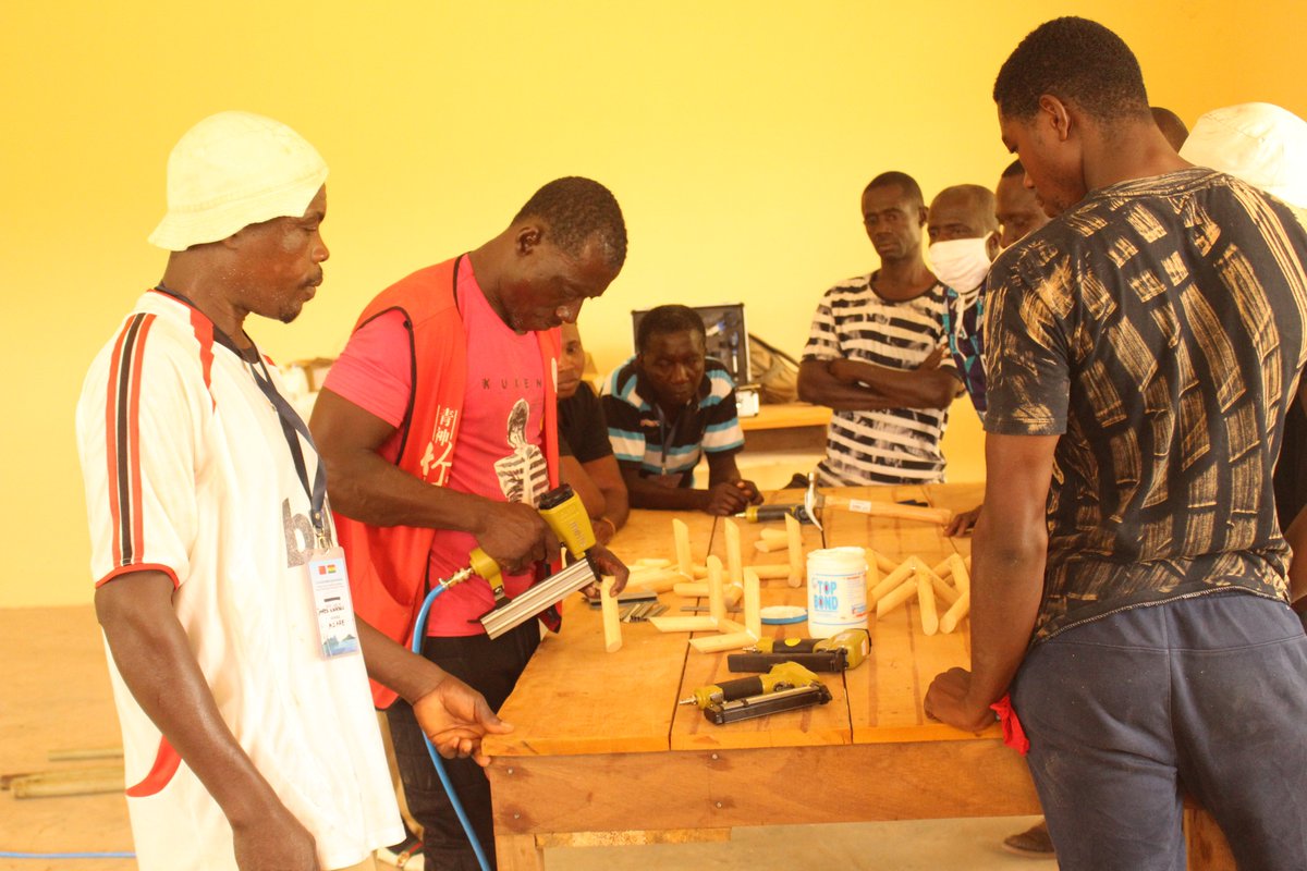 INBAR_WARO tweet media