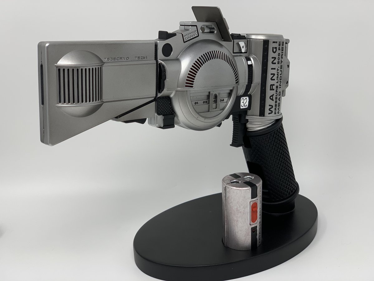 シド・ミード コンセプト ブラスター リドリー・スコット監督から「近