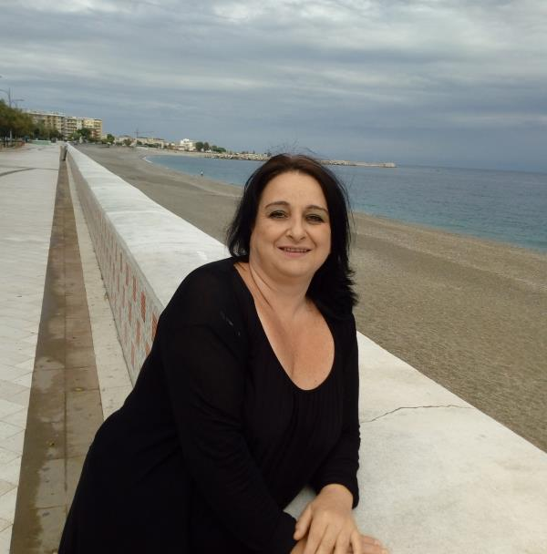 lanuovacalabria's tweet photo. Uccisa a coltellate una 51enne nel Catanzarese. Fermato un 36enne di Badolato: ha confessato
LEGGI ANCHE QUI
https://t.co/MLbqetrXYU
@PapaleoStefania @MassimoPinna6
#25novembre #femminicidio #Calabria #Il25 https://t.co/g87w3Kl7lL